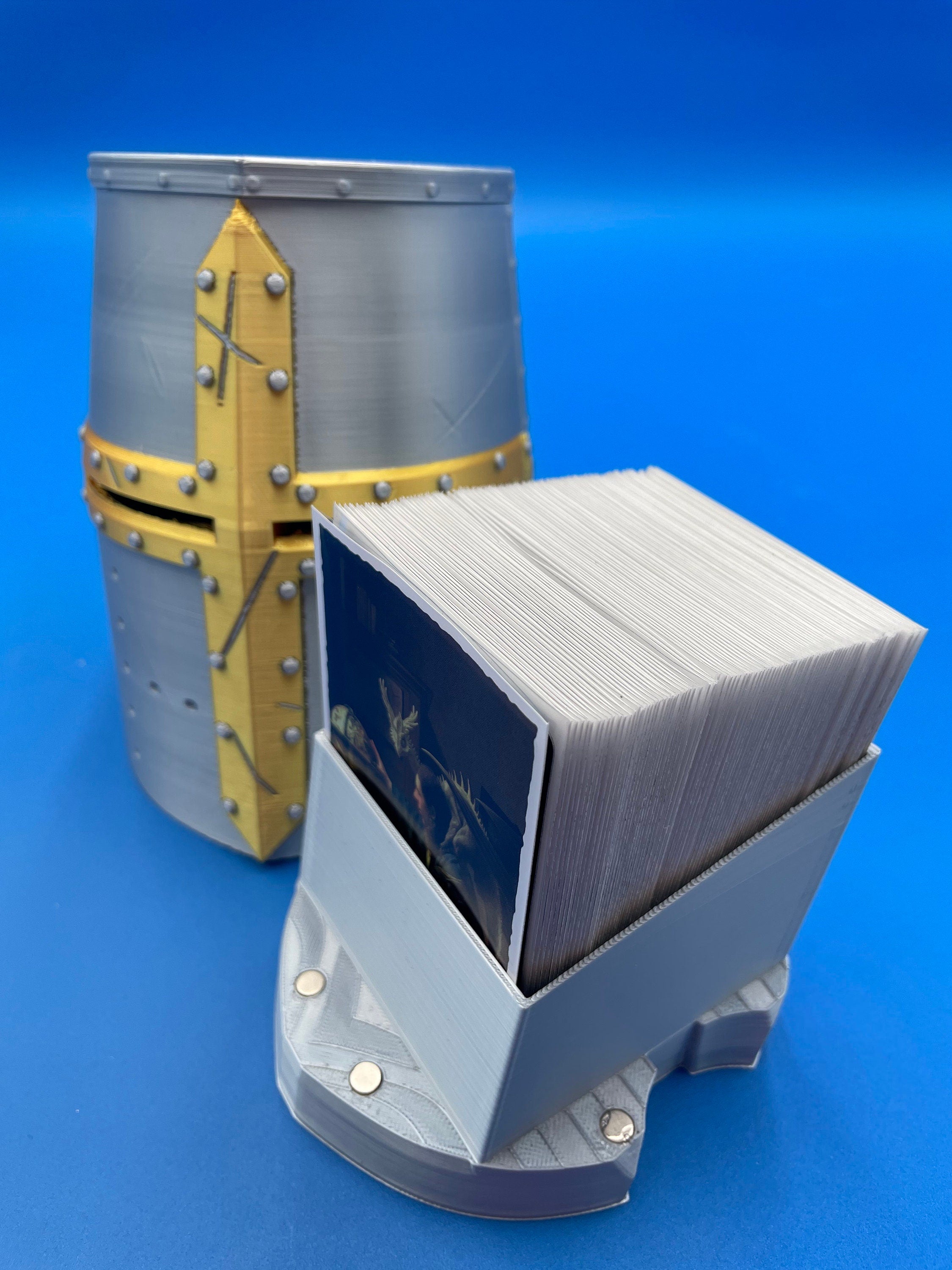 MTG Knight Templar Helmet Deck Box | EDH | Magic the Gathering | 100 Card | Fable Forged Workshop